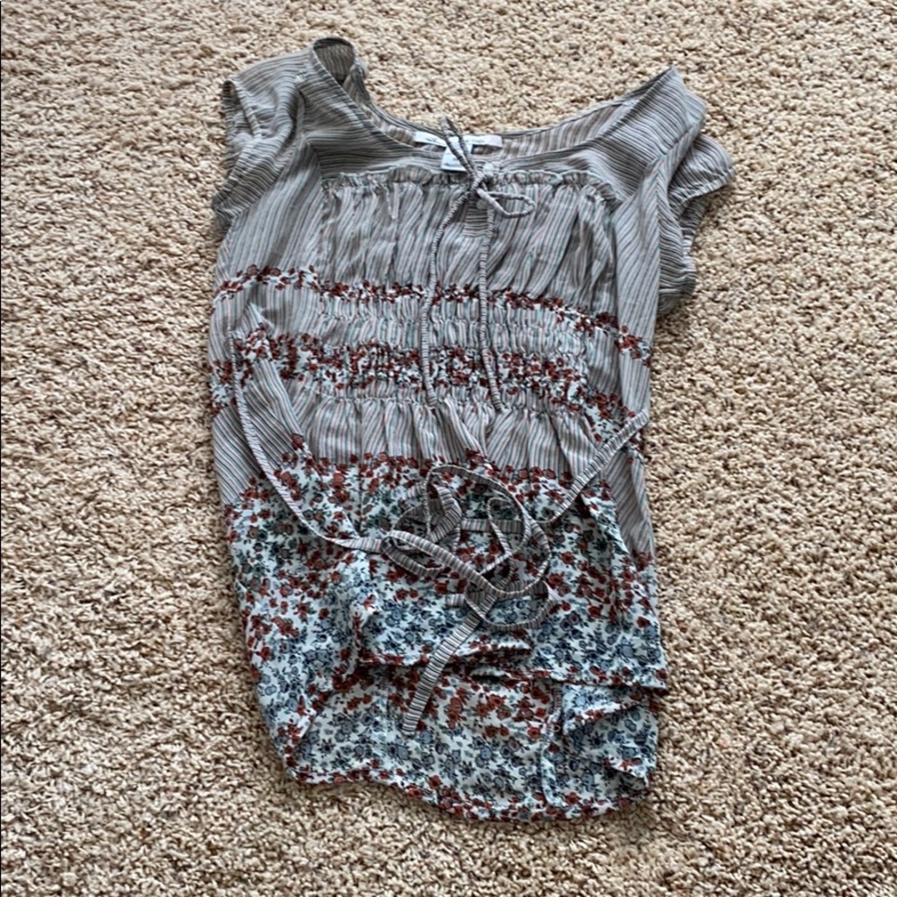 short-sleeve shirt